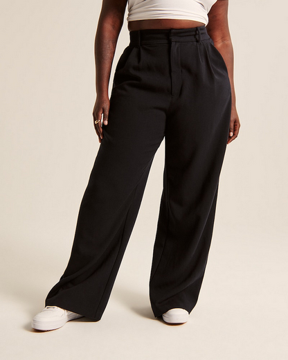 Wide-Legged Pants Suit